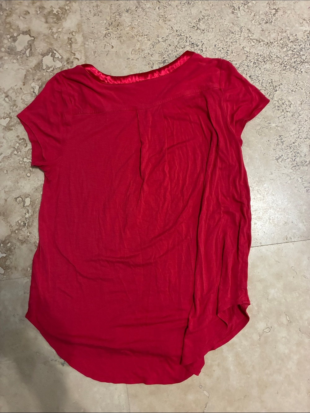Alfani Bright Pink Short Sleeve Scoop Neck Tee with Satin Trim - Picture 4 of 5